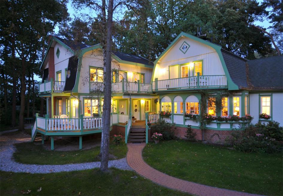 Landhaus Victoria Больтенхаген Экстерьер фото